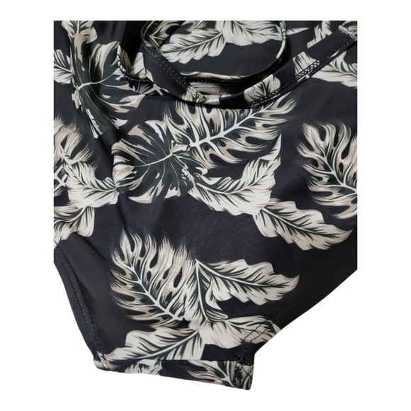 One Piece Women XOXO Bathsuit  Strappy Back Floral Print Low Back Cut - Picture 2 of 10